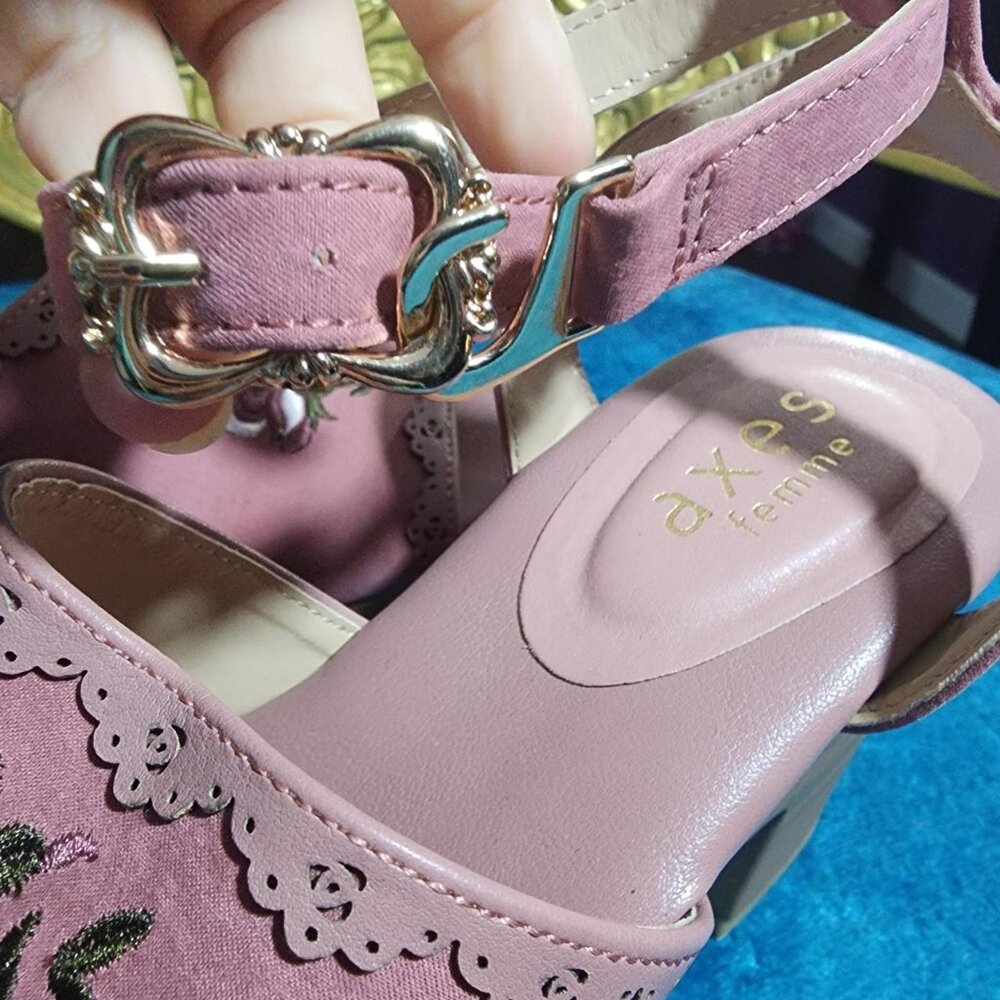 Pink Embroidered Platform Sandals - Picture 4 of 5